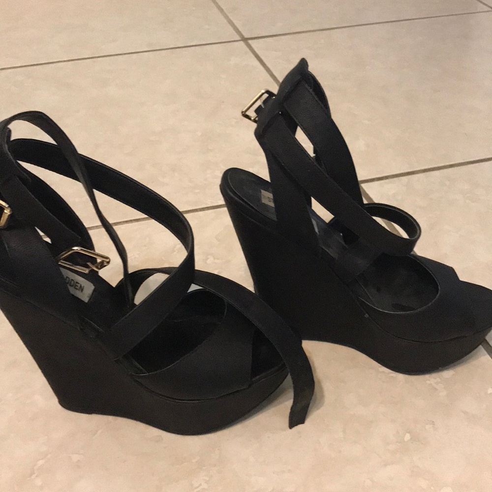 Steve Madden Wedges